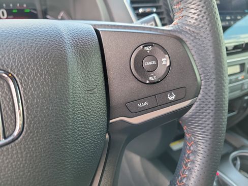 Used 2023 Honda Passport TrailSport image 28