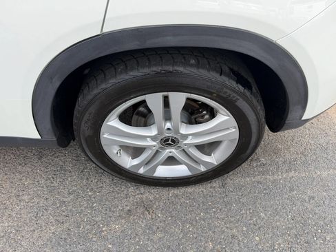 Used 2018 Mercedes-Benz GLA 250 image 19