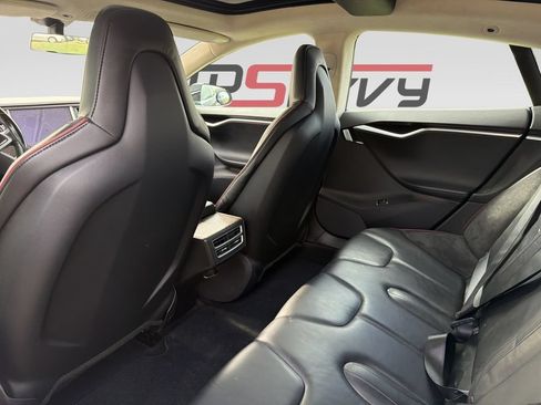 Used 2013 Tesla Model S Performance RWD image 16