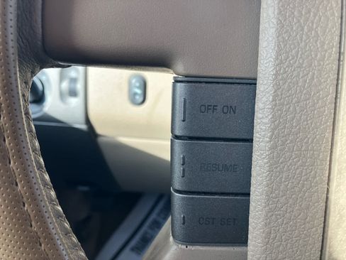 Used 2006 Ford F150 Lariat image 16