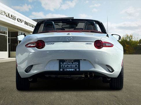 Used 2018 MAZDA MX-5 Miata Grand Touring image 10
