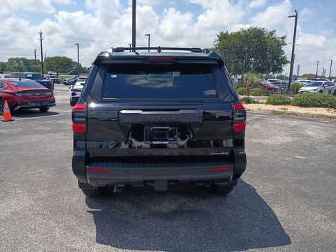 Certified 2026 Toyota 4Runner TRD Off-Road Premium w/ Tow Technology Package AWD/4WD image 7