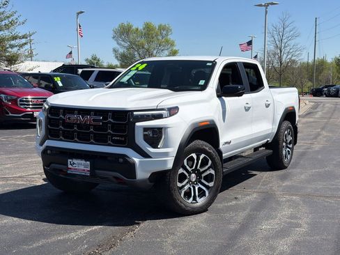 Used 2024 GMC Canyon AT4 w/ AT4 Premium Package image 2