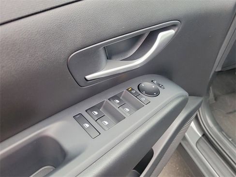 Used 2025 Hyundai Tucson SEL image 20