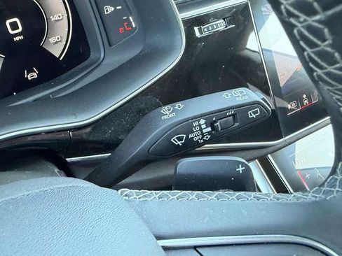 Used 2023 Audi Q8 Premium Plus w/ Premium Plus Package AWD/4WD image 24