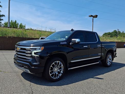 Certified 2026 Chevrolet Silverado 1500 High Country AWD/4WD image 3