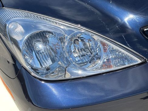 Used 2004 Lexus ES 330 FWD image 11