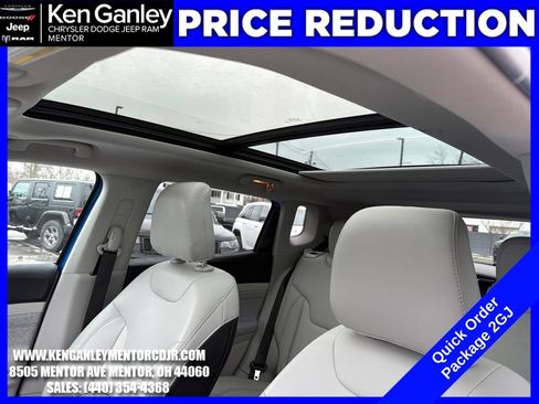 Used 2022 Jeep Compass Latitude w/ Sun and Sound Group AWD/4WD image 20
