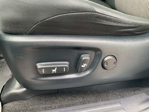 Used 2022 Toyota 4Runner SR5 image 18