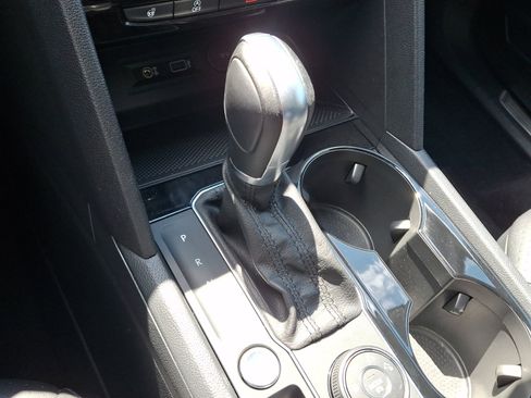 Used 2019 Volkswagen Atlas SEL R-Line image 17