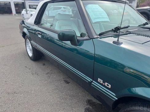 Used 1990 Ford Mustang LX RWD image 11