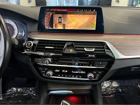 Used 2017 BMW 530i RWD image 36