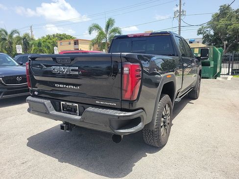 Used 2026 GMC Sierra 2500 Denali Ultimate AWD/4WD image 12