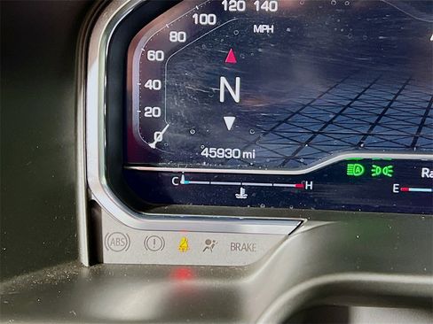 Used 2024 GMC Sierra 3500 AT4 w/ AT4 Premium Plus Package image 12