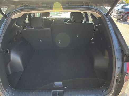 Used 2025 Hyundai Tucson SEL AWD/4WD image 12