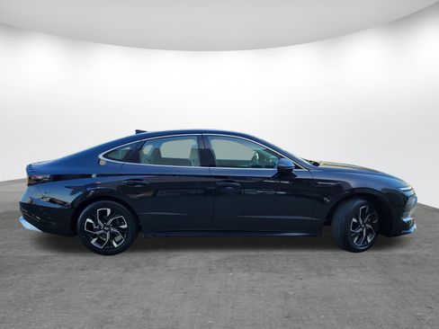 Used 2024 Hyundai Sonata SEL FWD image 4