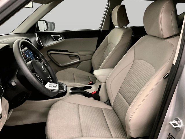 Used 2020 Kia Soul S FWD image 23