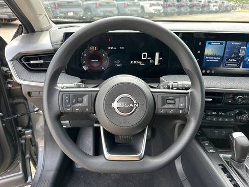 New 2026 Nissan Kicks SV w/ SV Premium Package image 21