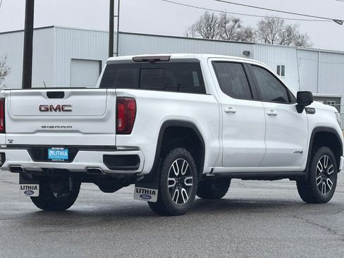 Used 2022 GMC Sierra 1500 AT4 w/ AT4 Premium Package AWD/4WD image 2