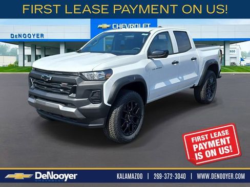 New 2026 Chevrolet Colorado Trail Boss AWD/4WD image 1