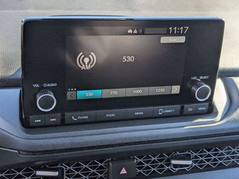 Used 2023 Honda Accord EX image 25