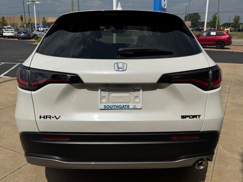 New 2026 Honda HR-V Sport image 4