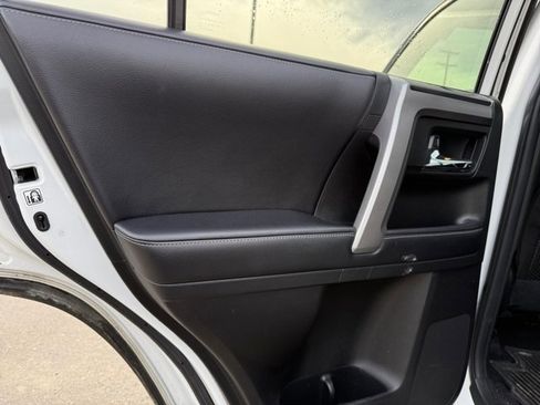 Used 2018 Toyota 4Runner SR5 image 25