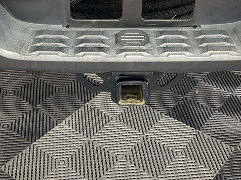 Used 2022 Toyota Tacoma TRD Sport w/ Technology Package AWD/4WD image 11