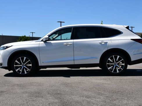 Certified 2026 Acura MDX FWD w/ Technology Package image 4