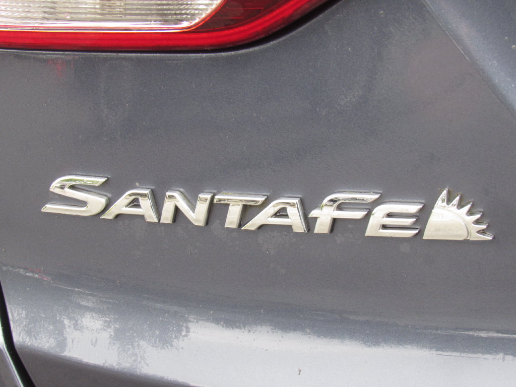 Used 2018 Hyundai Santa Fe Sport w/ 2.4L Tech Package 04 FWD image 9
