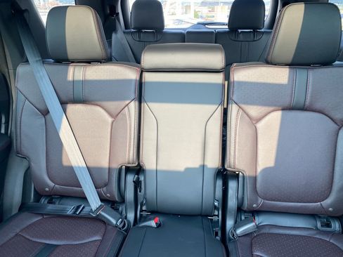 New 2025 Honda Pilot Black Edition image 21