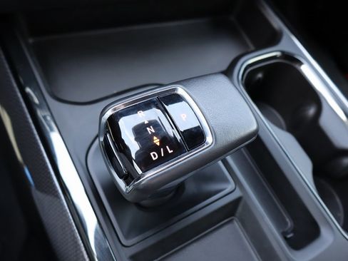 Used 2022 Chevrolet Silverado 1500 ZR2 w/ Technology Package image 8