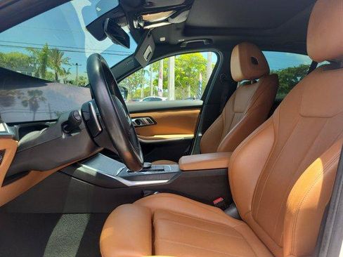 Used 2023 BMW 330i Sedan w/ M Sport Package RWD image 17