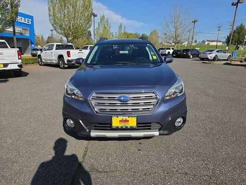 Used 2016 Subaru Outback 2.5i Limited AWD/4WD image 9