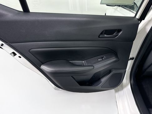 Used 2025 Nissan Altima 2.5 SV FWD image 25