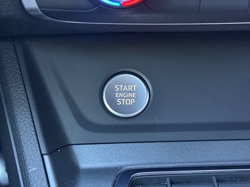 Used 2019 Audi Q3 2.0T Premium Plus image 29