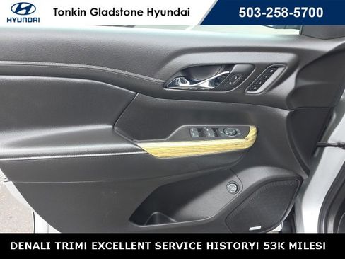 Used 2019 GMC Acadia Denali w/ Technology Package image 8