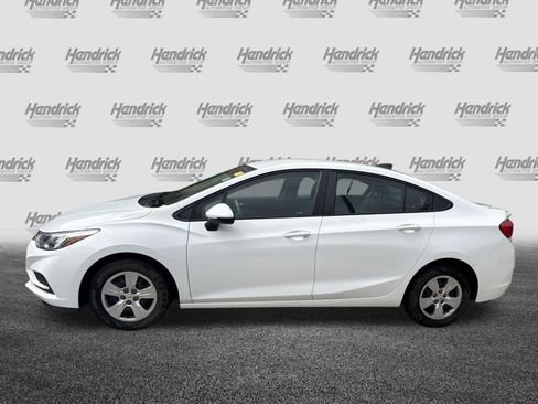 Used 2018 Chevrolet Cruze LS FWD image 7
