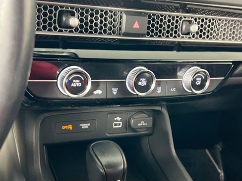 Used 2022 Honda Civic Sport image 15