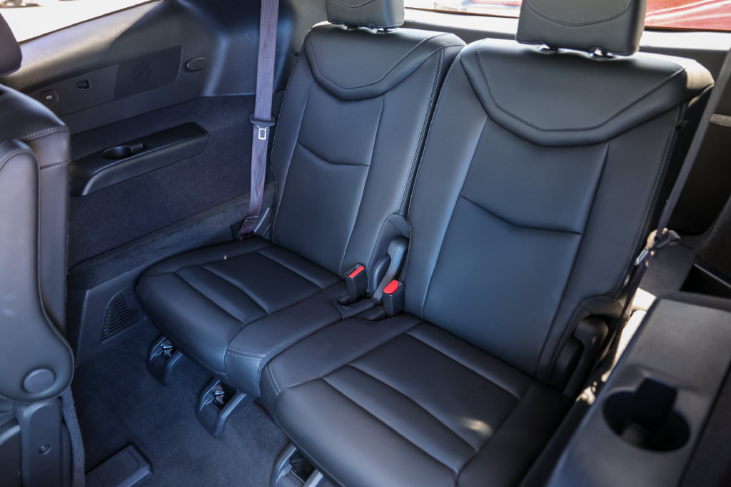 Used 2025 Cadillac XT6 Premium Luxury FWD image 27
