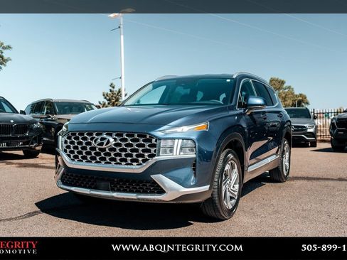Used 2021 Hyundai Santa Fe SEL image 3