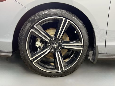 Used 2023 Honda Accord Sport image 14