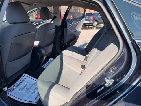 Used 2011 Hyundai Sonata GLS image 10