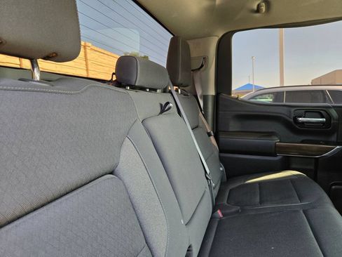 Used 2022 Chevrolet Silverado 1500 RST AWD/4WD image 13