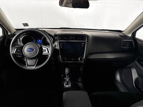 Used 2018 Subaru Outback 2.5i Premium AWD/4WD image 12