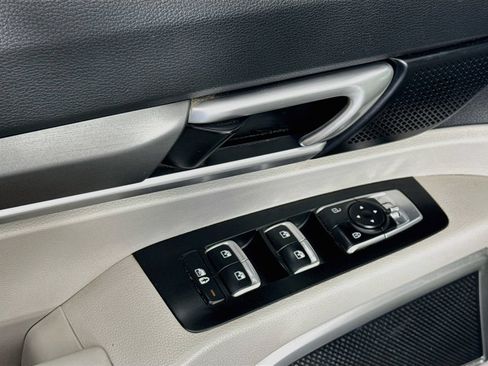 Used 2022 Kia Telluride S AWD/4WD image 19