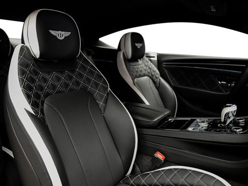 Used 2022 Bentley Continental GT AWD/4WD image 40