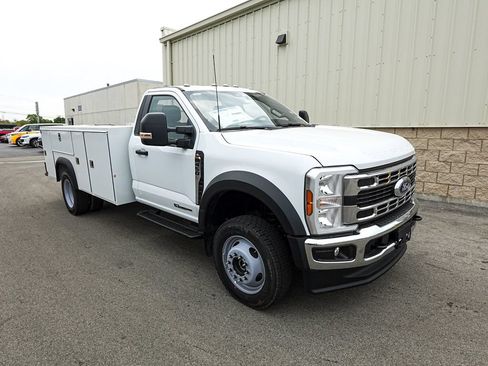 New 2026 Ford F450 XL w/ XL Chrome Package AWD/4WD image 1