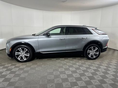 Used 2024 Cadillac Lyriq Tech image 6