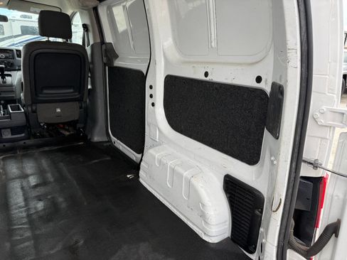 Used 2015 Chevrolet City Express LS image 13